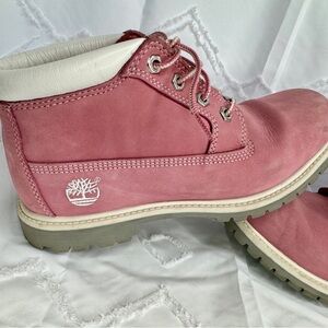 Women's Nellie Waterproof Chukka Timberland Pink